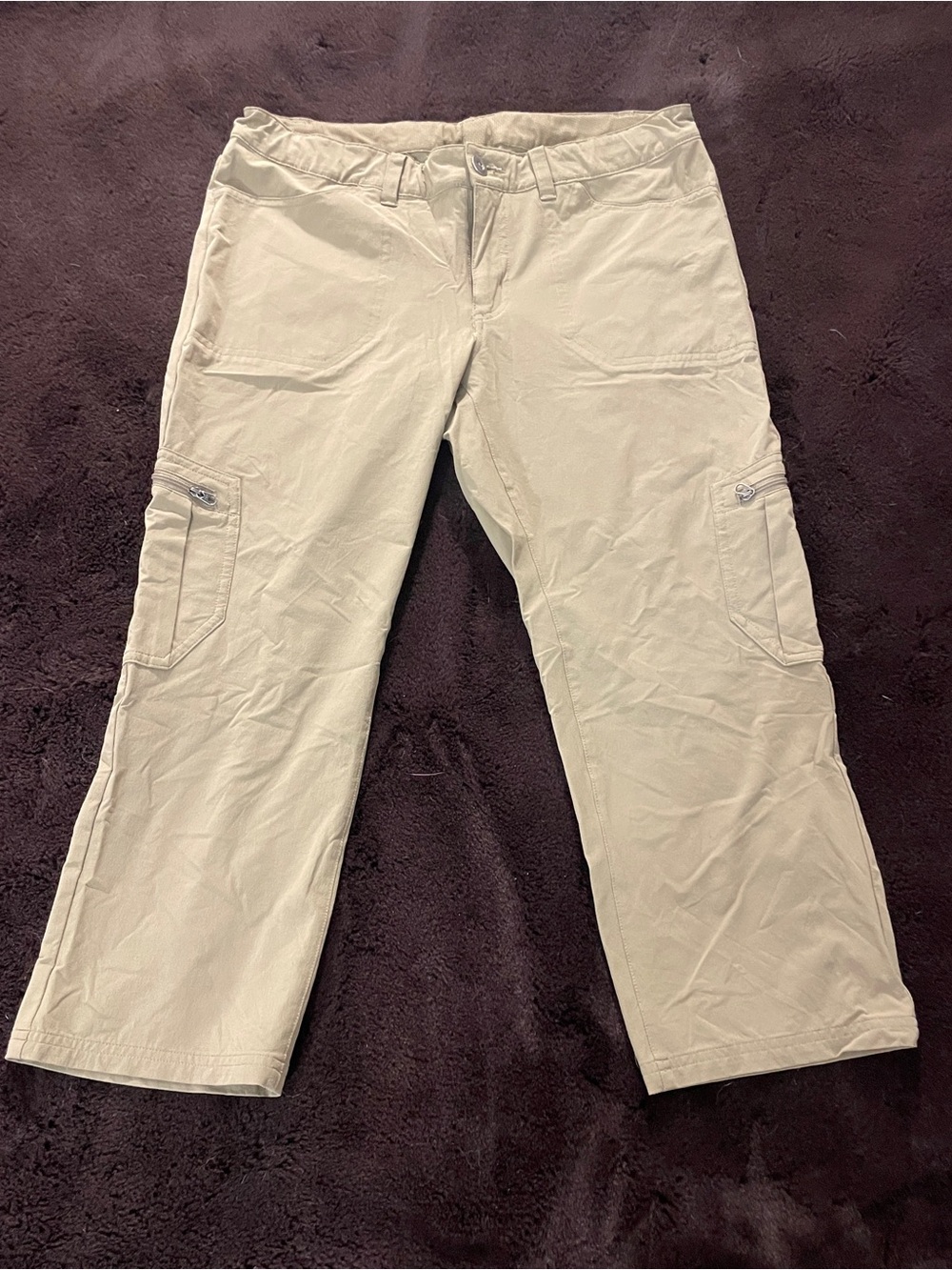 Patagonia Women's Cropped Cargo Pants - Light Beige